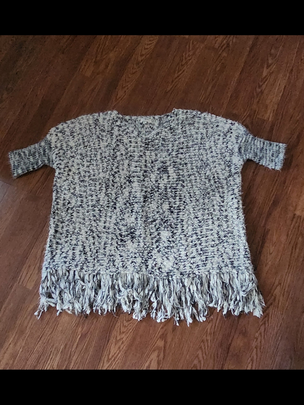 Umgee Cream and Black Marled V-Neck Fringe Sweater